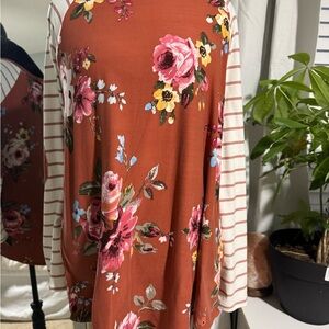 Women's Floral and Striped Long Sleeve Top orange Large